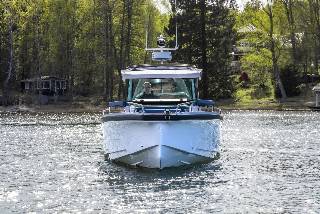 Axopar 29 XC Cross Cabin - Twin Mercury F200