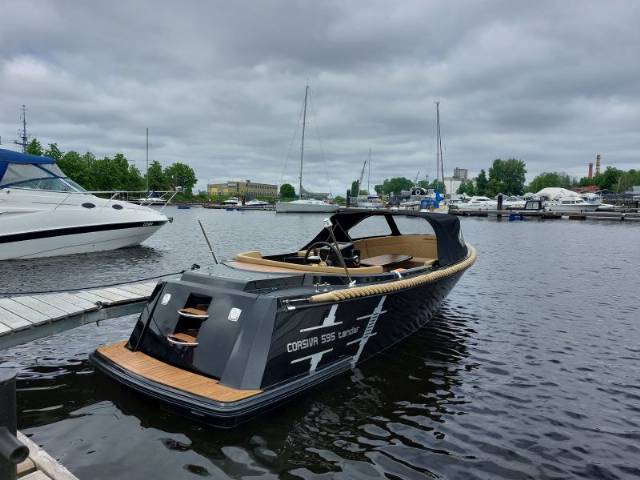 Corsiva 595 Tender - 25 HK Yamaha/Udstyr