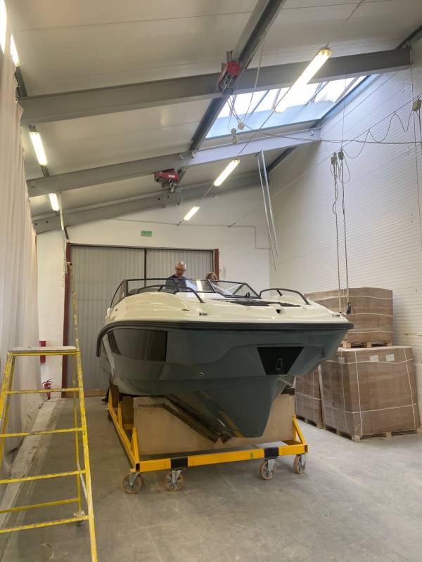 Fabriksbesøg hos Corsiva boats i 2021