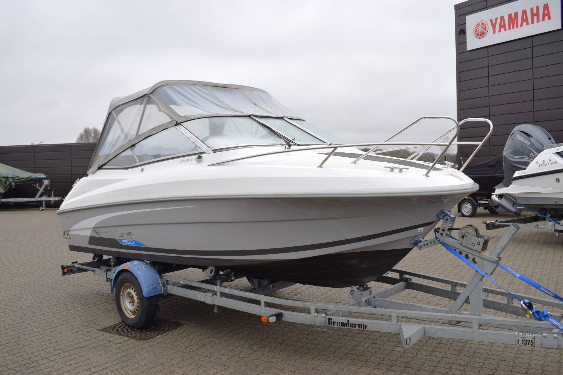 Beneteau 550 Flyer - 80 HK Honda/Udstyr