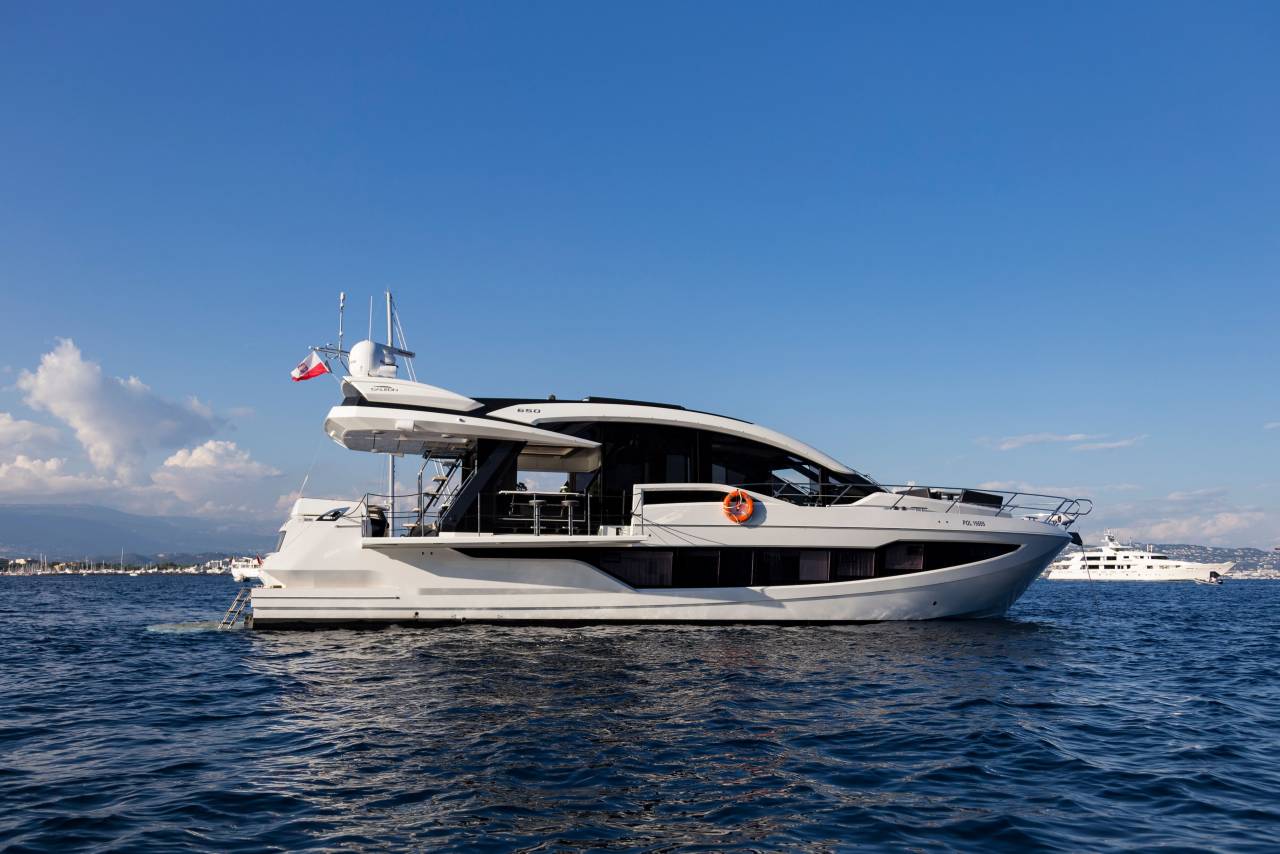 Galeon 650 SKYDECK