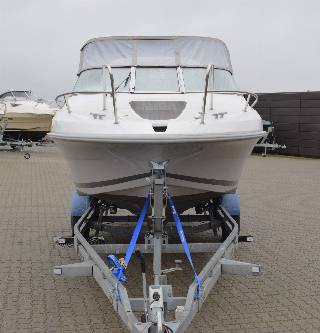 Beneteau 550 Flyer - 80 HK Honda/Udstyr