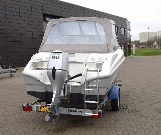 Beneteau 550 Flyer - 80 HK Honda/Udstyr