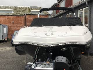 Rinker 210 MTX - Mercruiser 190HK/Udstyr