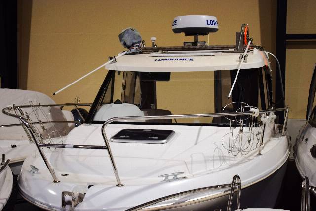 Beneteau Antares 6.80 - Mercury 200 HK/Udstyr