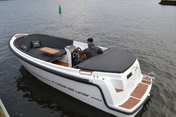 Corsiva 650 Tender - 25 HK Yamaha/Udstyr