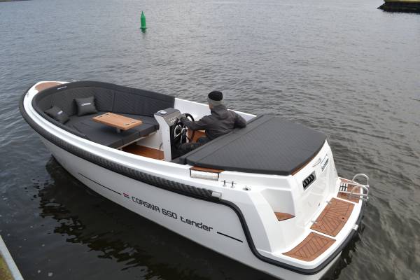 Corsiva 650 Tender - 50 HK Yamaha/Udstyr