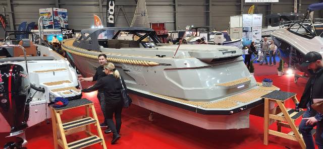 Corsiva 750 Tender - Elmotor Epropulsion 6.0 EVO/Udstyr