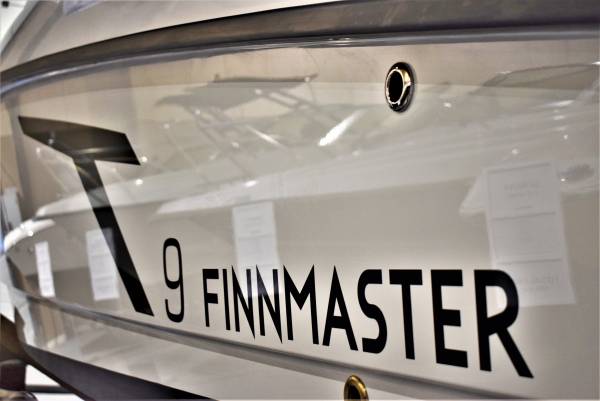 Finnmaster T9 - 2 X F300 (600 HK)/Udstyr