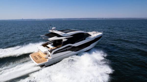 Galeon 450 HTC