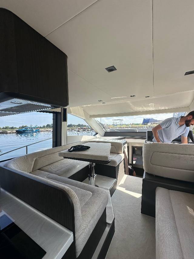 Galeon 480 FLY