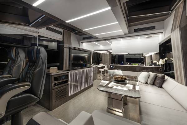 Galeon 650 SKYDECK