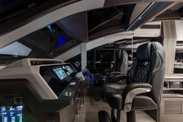 Galeon 650 SKYDECK