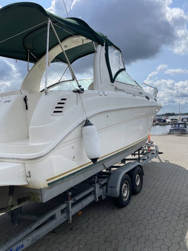 Searay 275 Sundancer m/ Mercruiser 350 MPI fra 2022